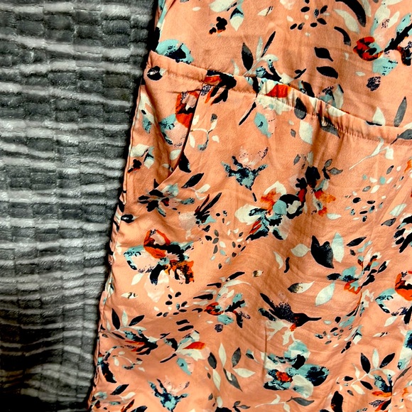 Junarose shorts jumper - Picture 3 of 7